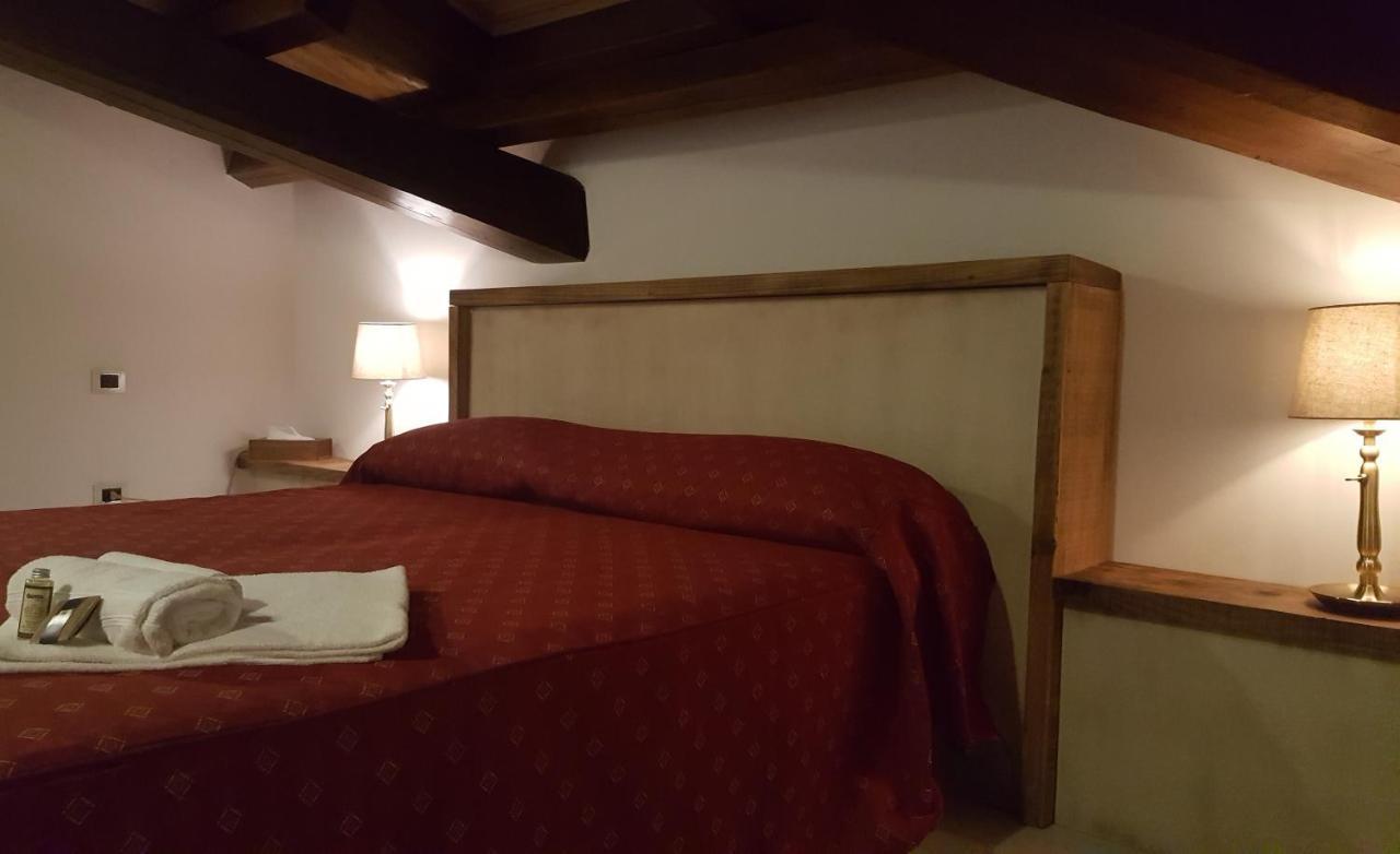 拉奎拉Amaranto99住宿加早餐旅馆 外观 照片